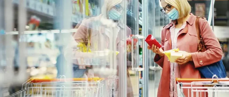 Consumer sentiment falls 6%, hit by declining stocks, higher gas prices