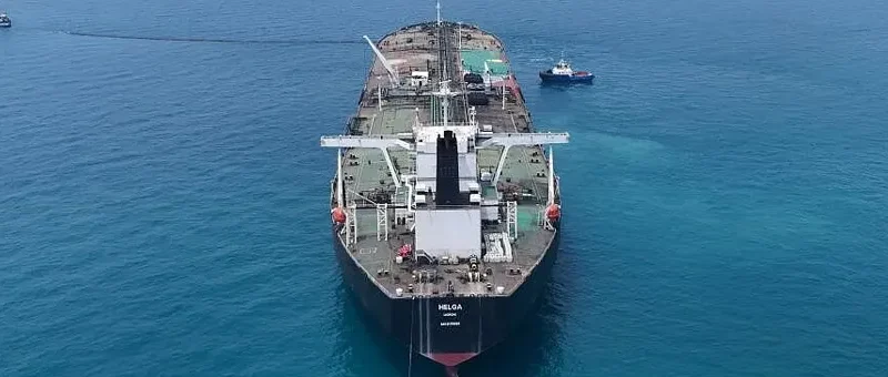 Shipping Through Hormuz Remains Largely Frozen