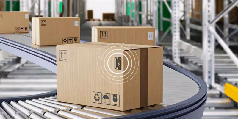 Reusable packaging gets smart